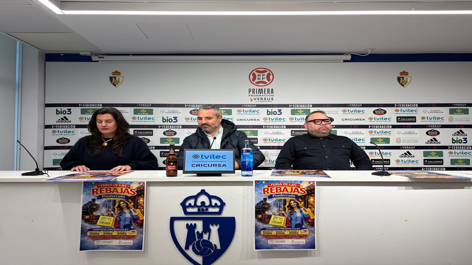 Organizadores acompañados de David Pacios en la rueda de prensa de celebración de la Feria de las Rebajas