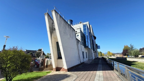 Fotografía de archivo del edificio ´El Barco´ en Camponaraya