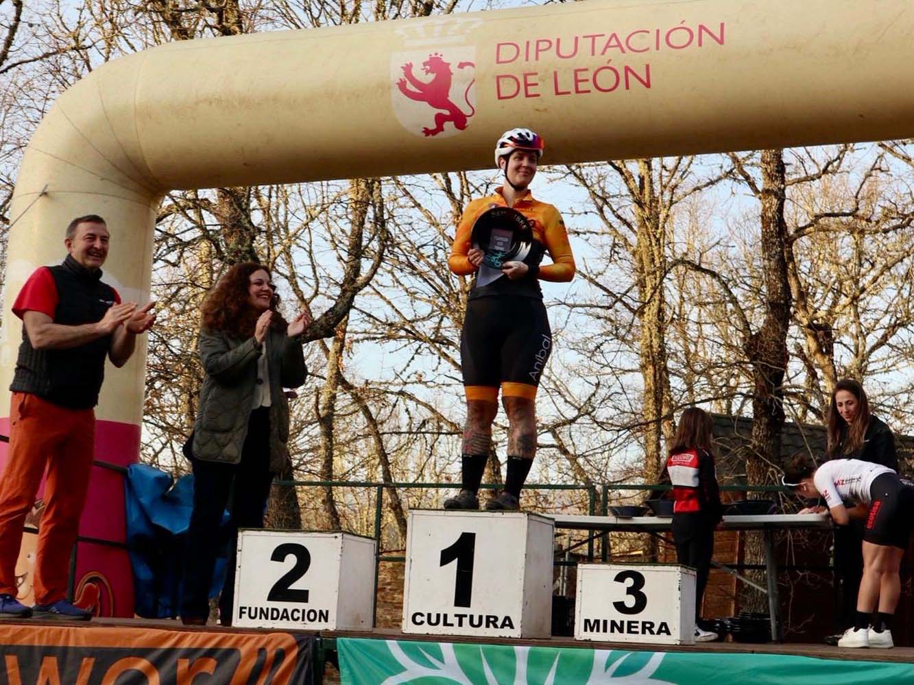 El equipo berciano Aguzo MTB en Bembibre y en Portugal 