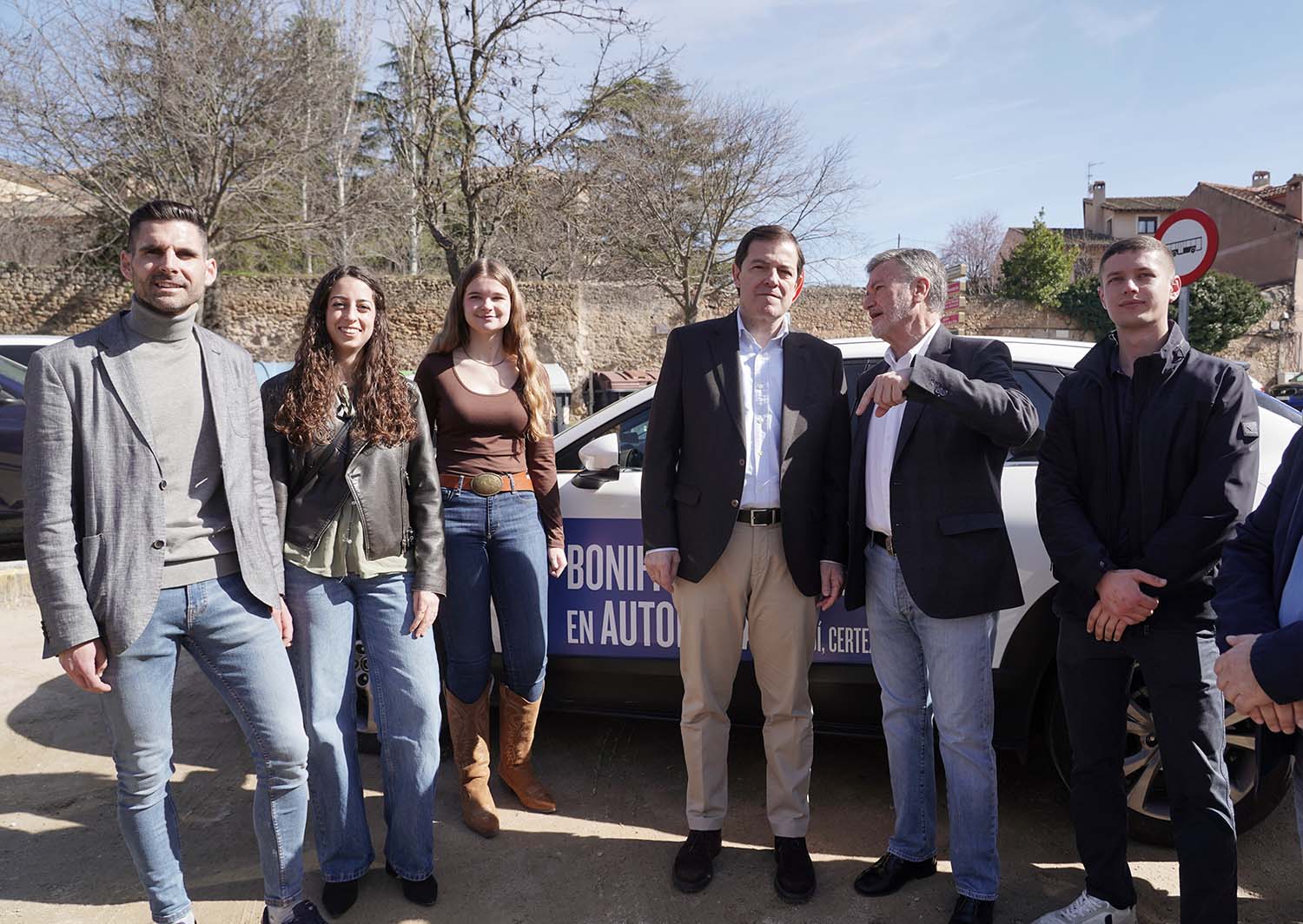 Ayuda jovenes mañueco