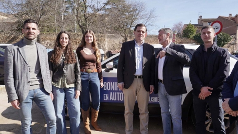 Rubén Cacho / ICAL. -El candidato del Partido Popular de Castilla y León a la reelección como Presidente de la Junta, Alfonso Fernández Mañueco, clausura en Segovia, el acto de presentación autonómica de la caravana electoral
