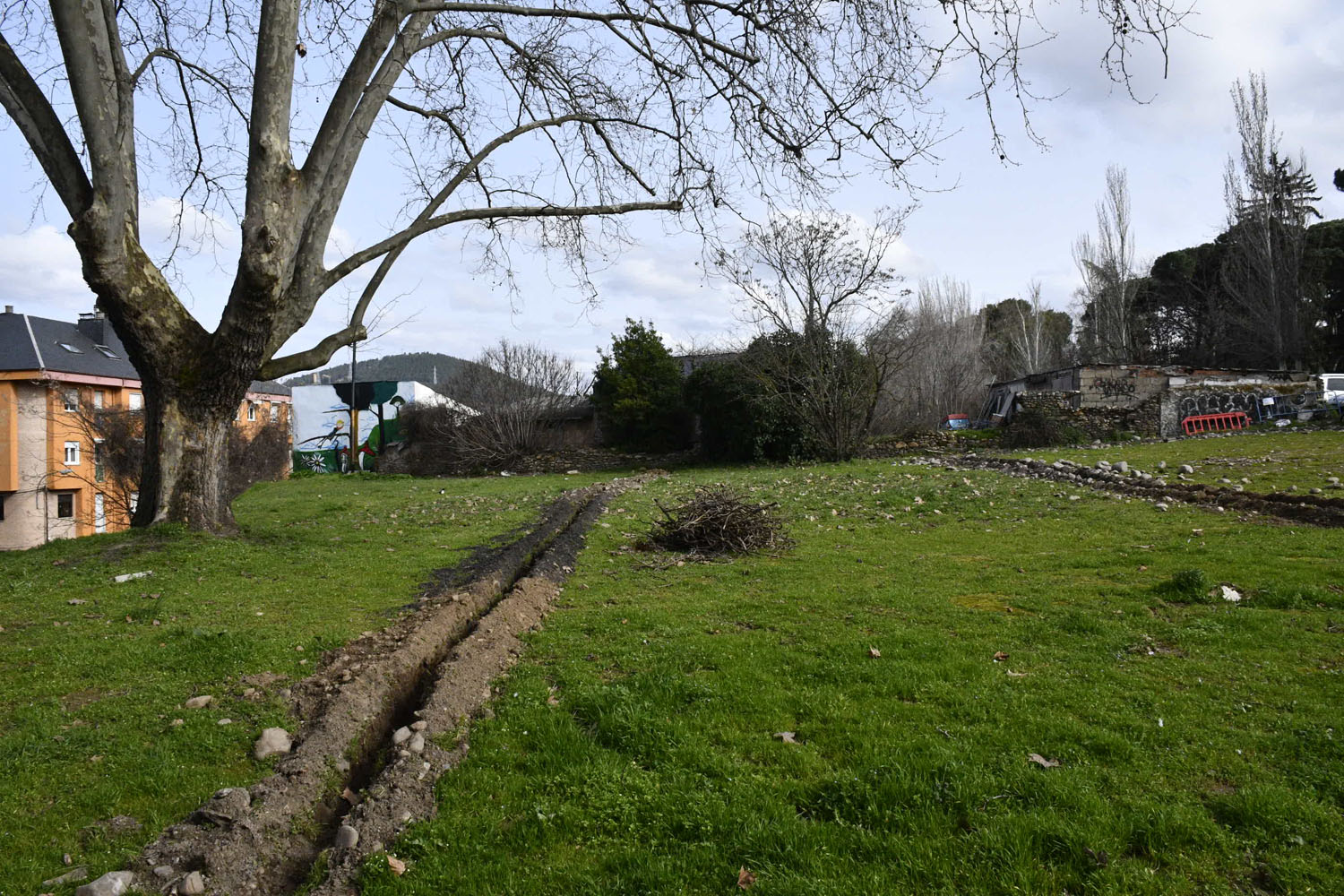 Solar del Parque del Plantío | Dani Merino (InfoBierzo)