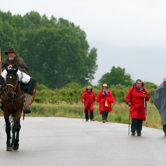 Peregrinos a su paso por la comarca del Bierzo César Sánchez ICAL