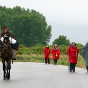 Peregrinos a su paso por la comarca del Bierzo César Sánchez ICAL Peregrinos a su paso por la comarca del Bierzo César Sánchez ICAL