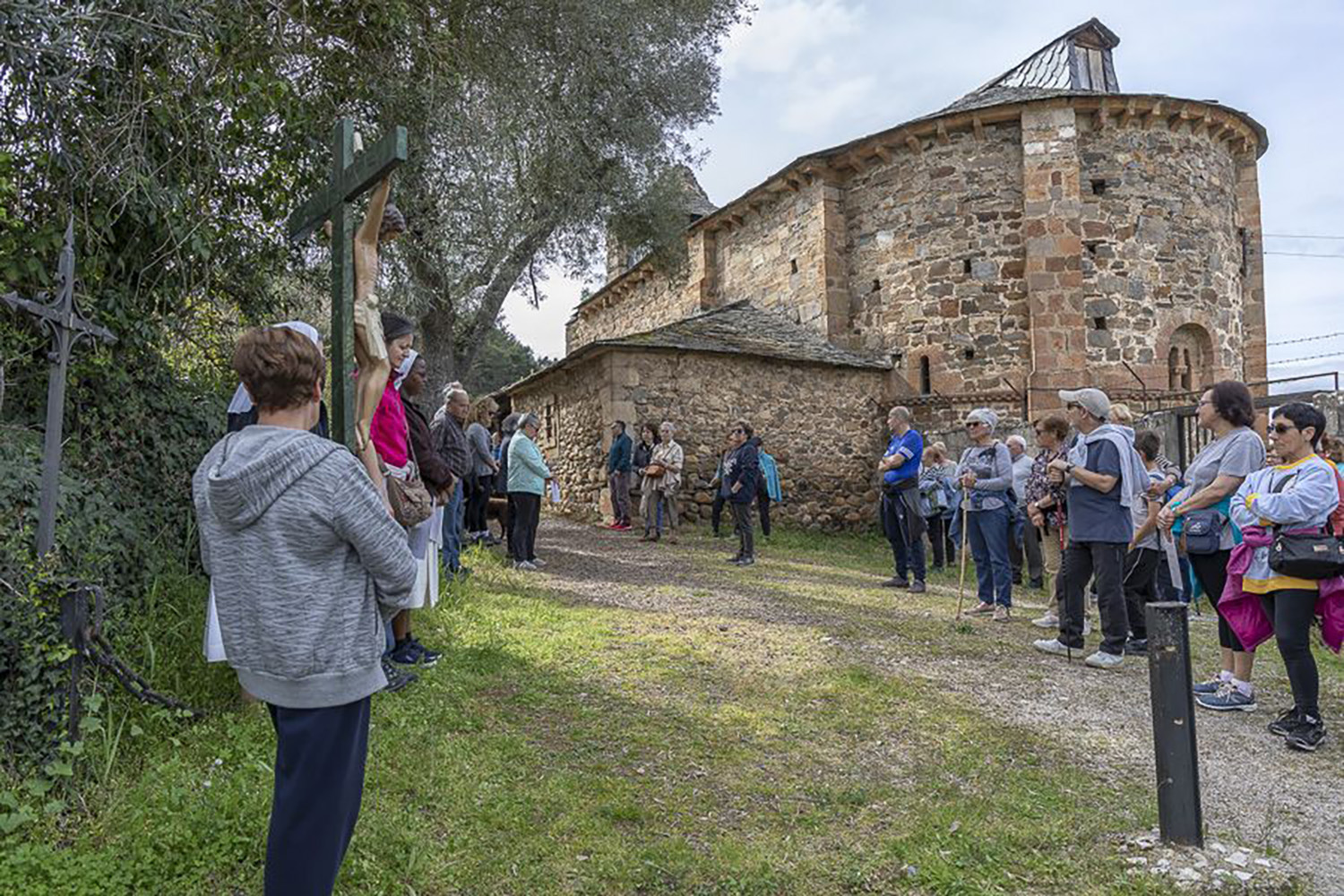 Viacrucis del monte Pajariel en la Iglesia de Santa María de Vizbayo (Ponferrada)