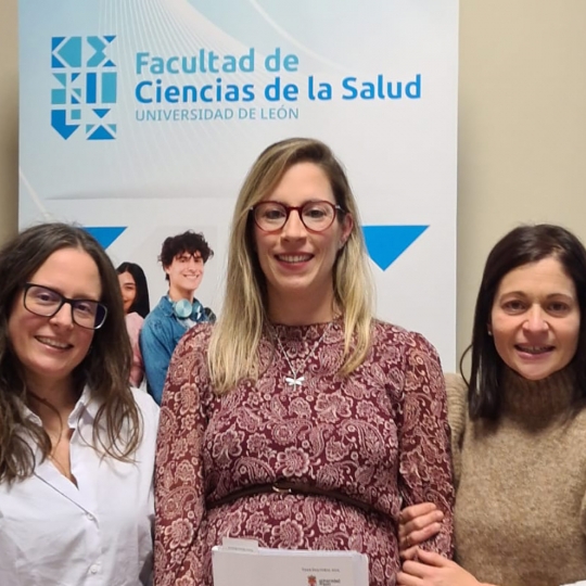 La investigación forma parte de la tesis doctoral de Sonia Nieto, dirigida por las docentes e investigadoras del campus Arrate Pinto Carral y María José Álvarez La investigación forma parte de la tesis doctoral de Sonia Nieto, dirigida por las docentes e investigadoras del campus Arrate Pinto Carral y María José Álvarez