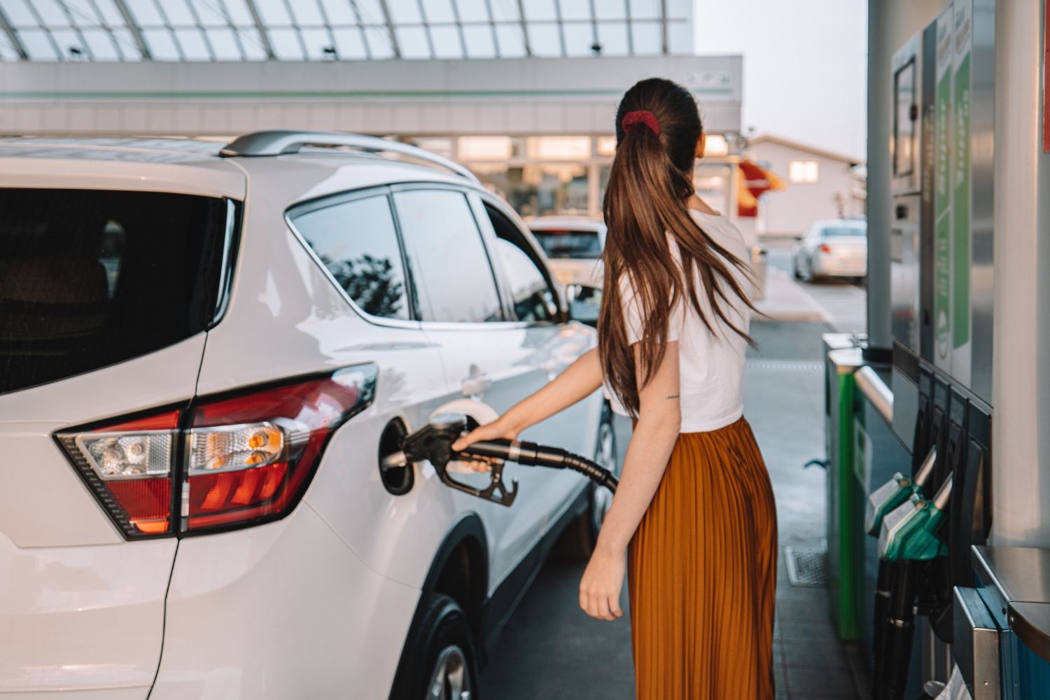 León nota ya el impacto del conflicto internacional: Estas son las gasolineras más baratas de la provincia| IStock - SimonSkafar