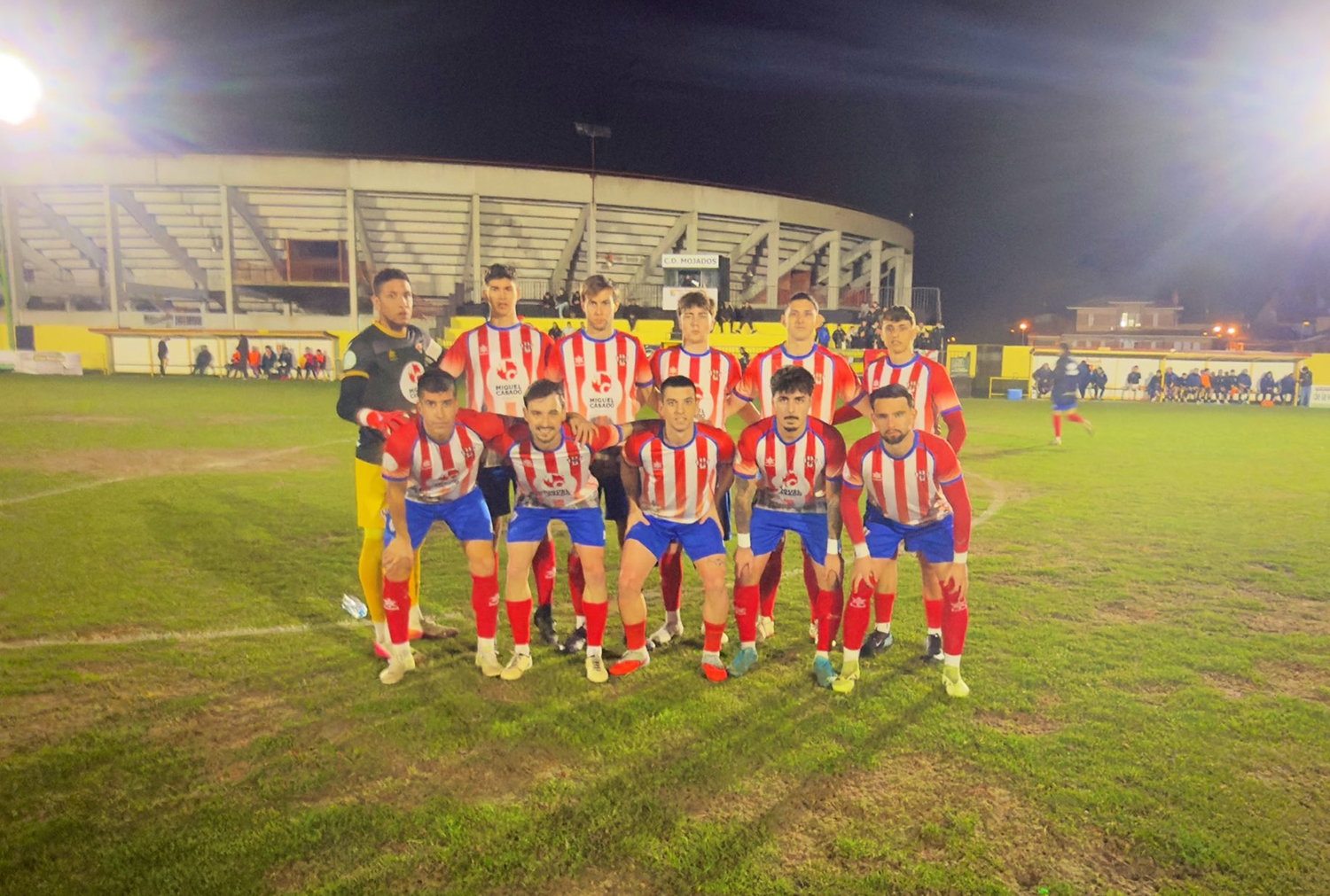 El Atlético Bembibre saca un valioso punto en el campo del Mojados