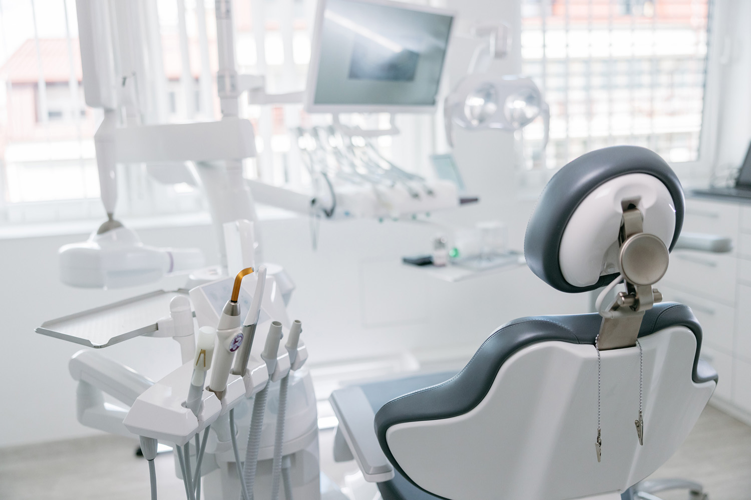 Clinica dental istock autor simonskafar