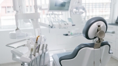 Clinica dental istock autor simonskafar