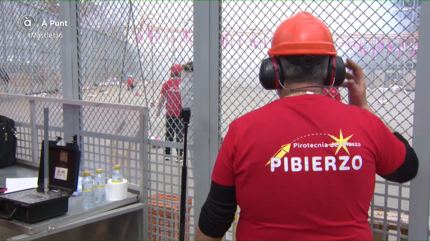 Mascleta de Pibierzo en las Fallas de Valencia 