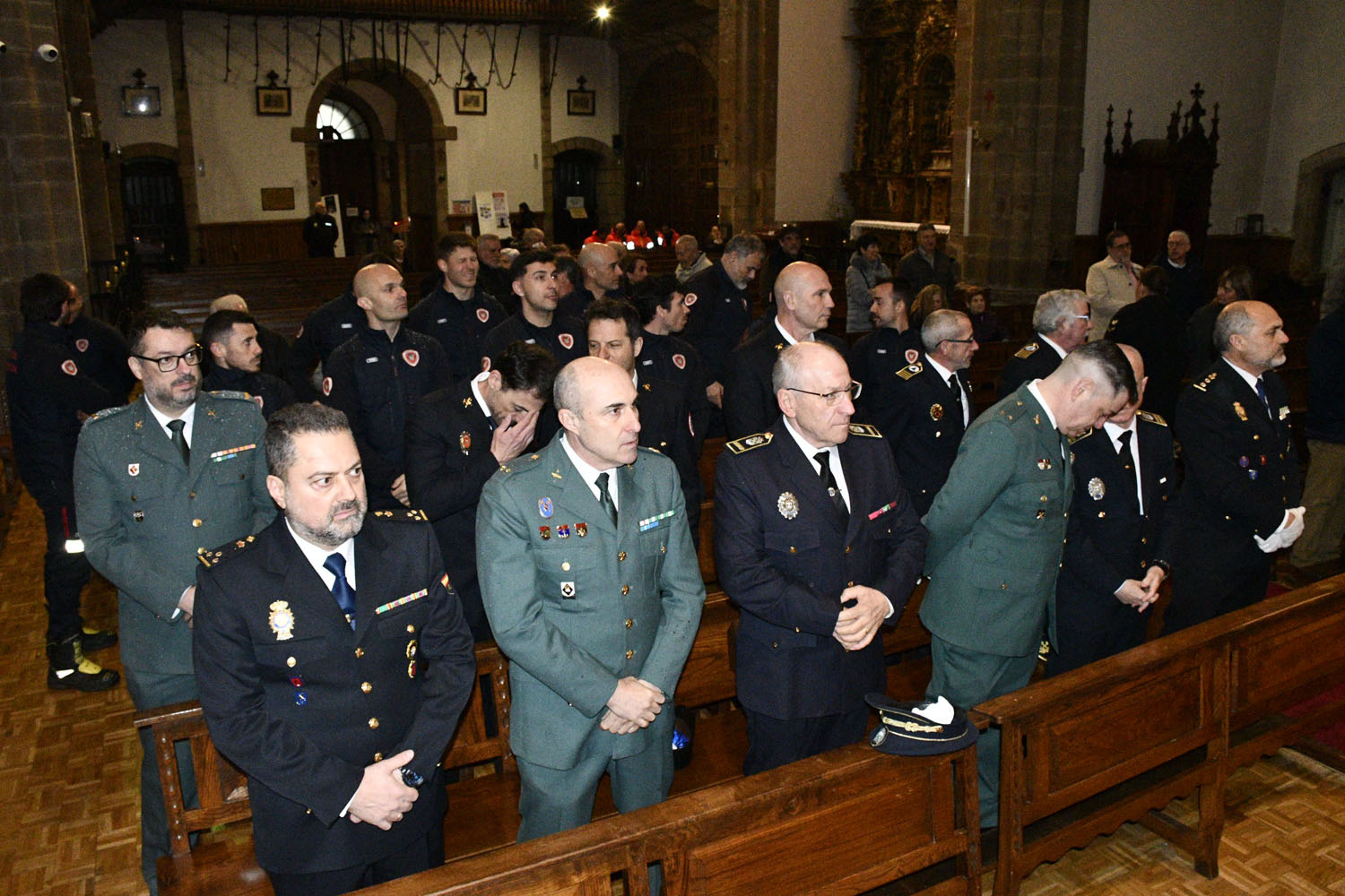 Bomberos de Ponferrada en la Misa en honor a San Juan de Dios | Dani Merino (InfoBierzo)