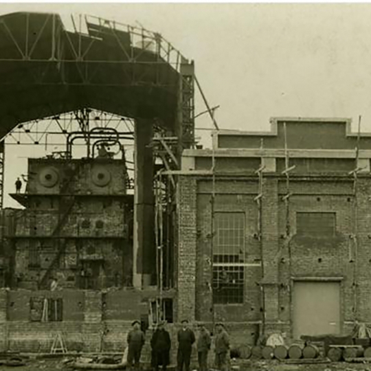 Construcción de la nave de calderas de la antigua MSP