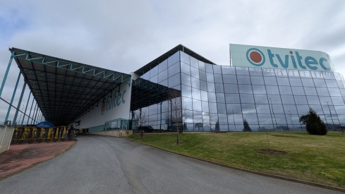 Sede de Tvitec en el polígono industrial del Bayo, en Cubillos del Sil | Foto: Dani Merino, InfoBierzo