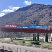 Pancartas vandalizadas en Villablino