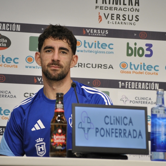 Undabarrena en rueda de prensa