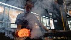 Imagen de una trabajadora en la provincia de León | R.Bastante / ICAL Imagen de una trabajadora en la provincia de León | R.Bastante / ICAL