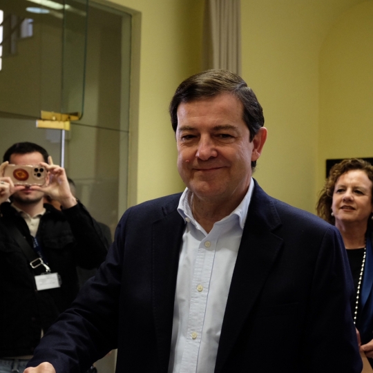 Jesús Formigo / ICAL. El candidato del PP a la presidencia de la Junta de Castilla y León, Alfonso Fernández Mañueco, vota en Salamanca Jesús Formigo / ICAL. El candidato del PP a la presidencia de la Junta de Castilla y León, Alfonso Fernández Mañueco, vota en Salamanca