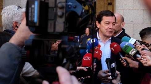 Jesús Formigo / ICAL. El candidato del PP a la presidencia de la Junta de Castilla y León, Alfonso Fernández Mañueco, vota en Salamanca Jesús Formigo / ICAL. El candidato del PP a la presidencia de la Junta de Castilla y León, Alfonso Fernández Mañueco, vota en Salamanca