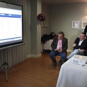 Peio García / ICAL . La cúpula de UPL sigue los primeros resultados de las elecciones