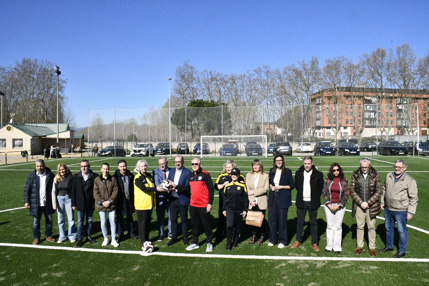 Inauguración del nuevo campo de Cuatrovientos | Dani Merino (InfoBierzo)