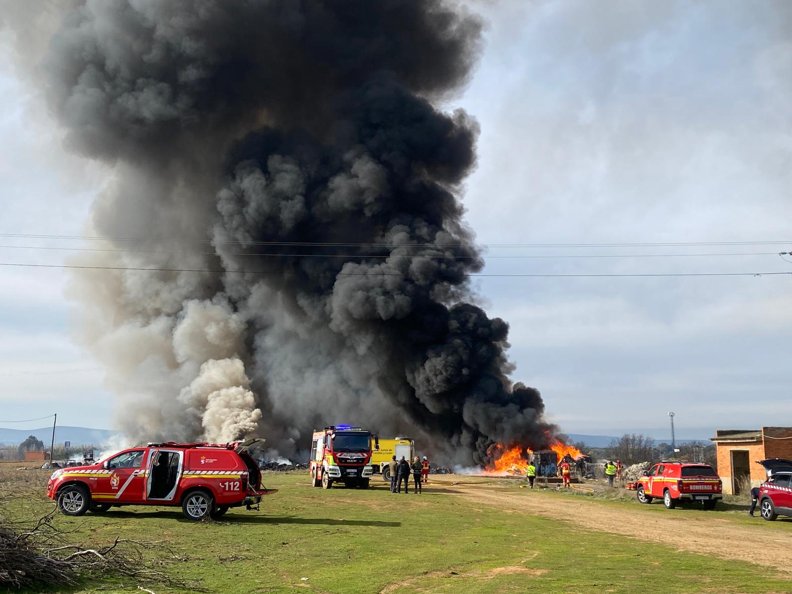 Incendio nave La Bañeza 