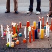 Imagen de unas velas en la calle | Foto tomada de iStock, autor: Milli