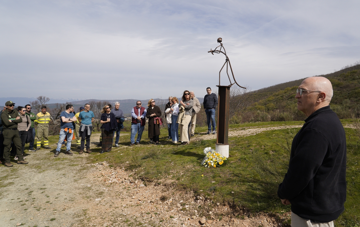 César Sánchez / ICAL. Homenaje al bombero forestal soriano, Nacho Rumbao, fallecido el 17 de agosto en Espinoso de Compludo (Ponferrada), durante las labores de extinción del incendio de Llamas de Cabrera 
