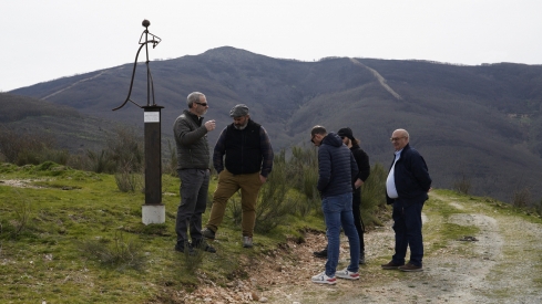 César Sánchez / ICAL. Homenaje al bombero forestal soriano, Nacho Rumbao, fallecido el 17 de agosto en Espinoso de Compludo (Ponferrada), durante las labores de extinción del incendio de Llamas de Cabrera 