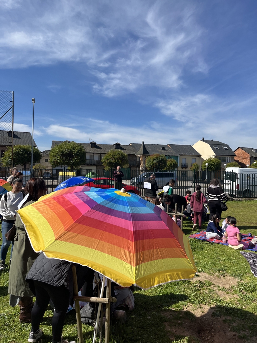 Picnic reivindicativo del colegio de Columbrianos (1)