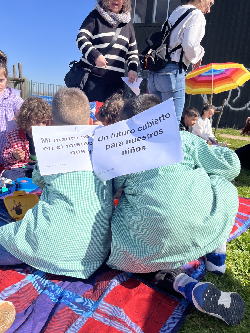 Picnic reivindicativo del colegio de Columbrianos (3)