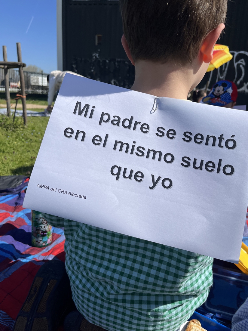 Picnic reivindicativo del colegio de Columbrianos (7)