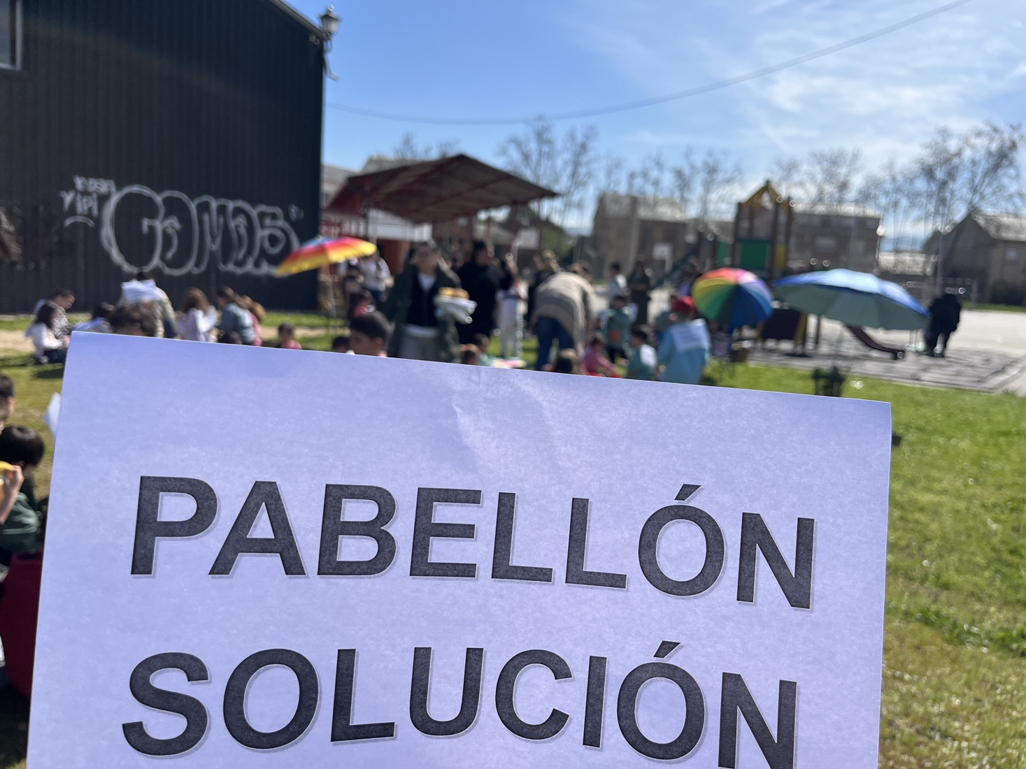 Picnic reivindicativo del colegio de Columbrianos (8)