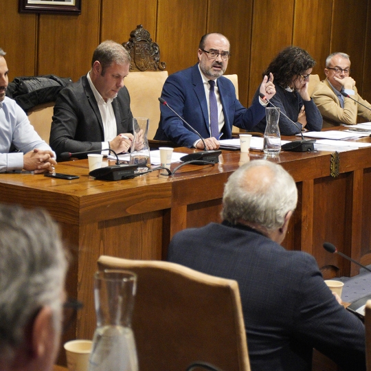 Foto archivo de un pleno del Ayuntamiento de Ponferrada. César Sánchez ICAL. El alcalde de Ponferrada, Marco Morala Foto archivo de un pleno del Ayuntamiento de Ponferrada. César Sánchez ICAL. El alcalde de Ponferrada, Marco Morala