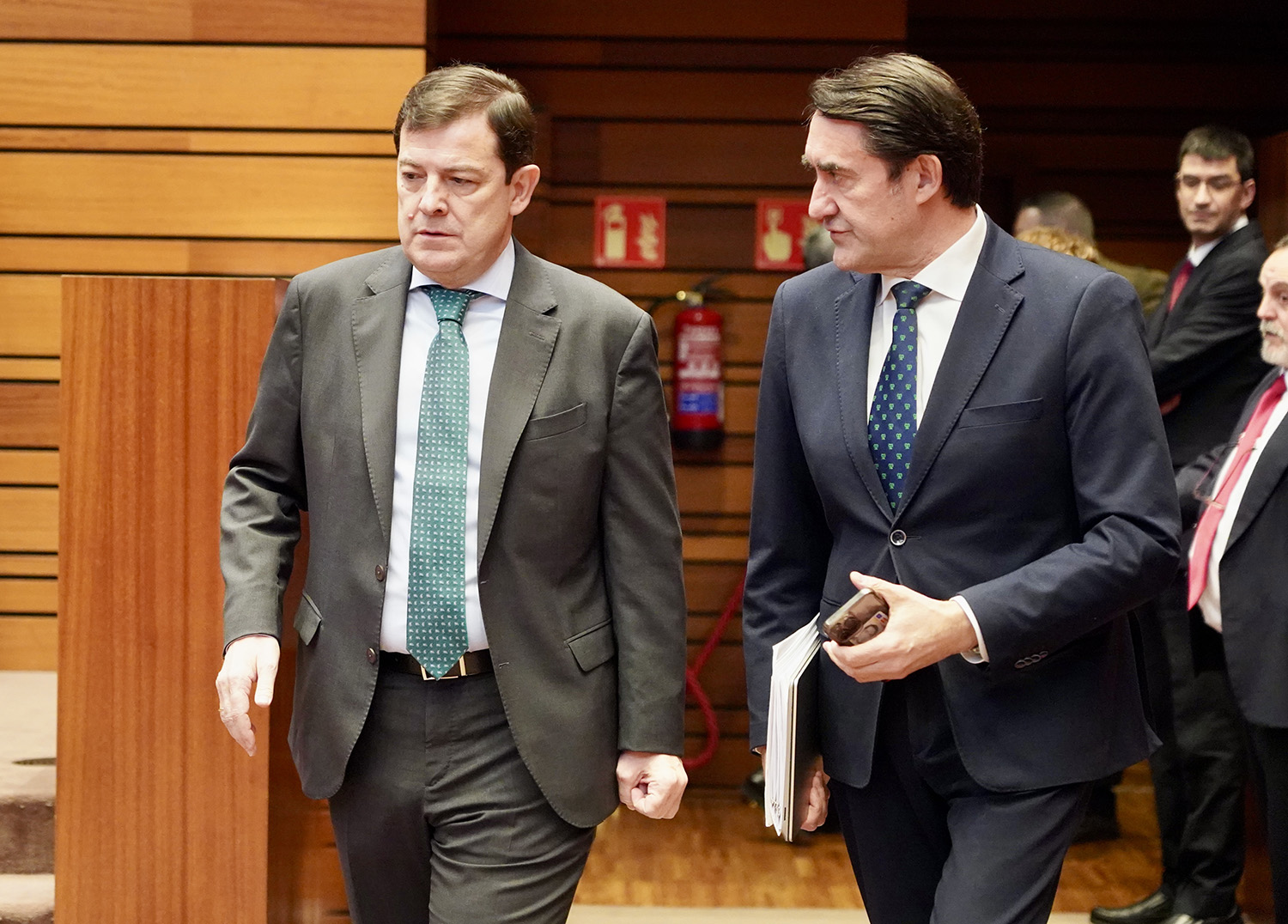 Mañueco y Quiñones en una imagen de archivo Mañueco y Quiñones en una imagen de archivo