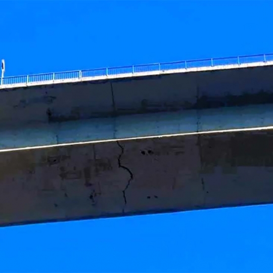 Fisura en el viaducto de El Estrecho AF2 Toral
