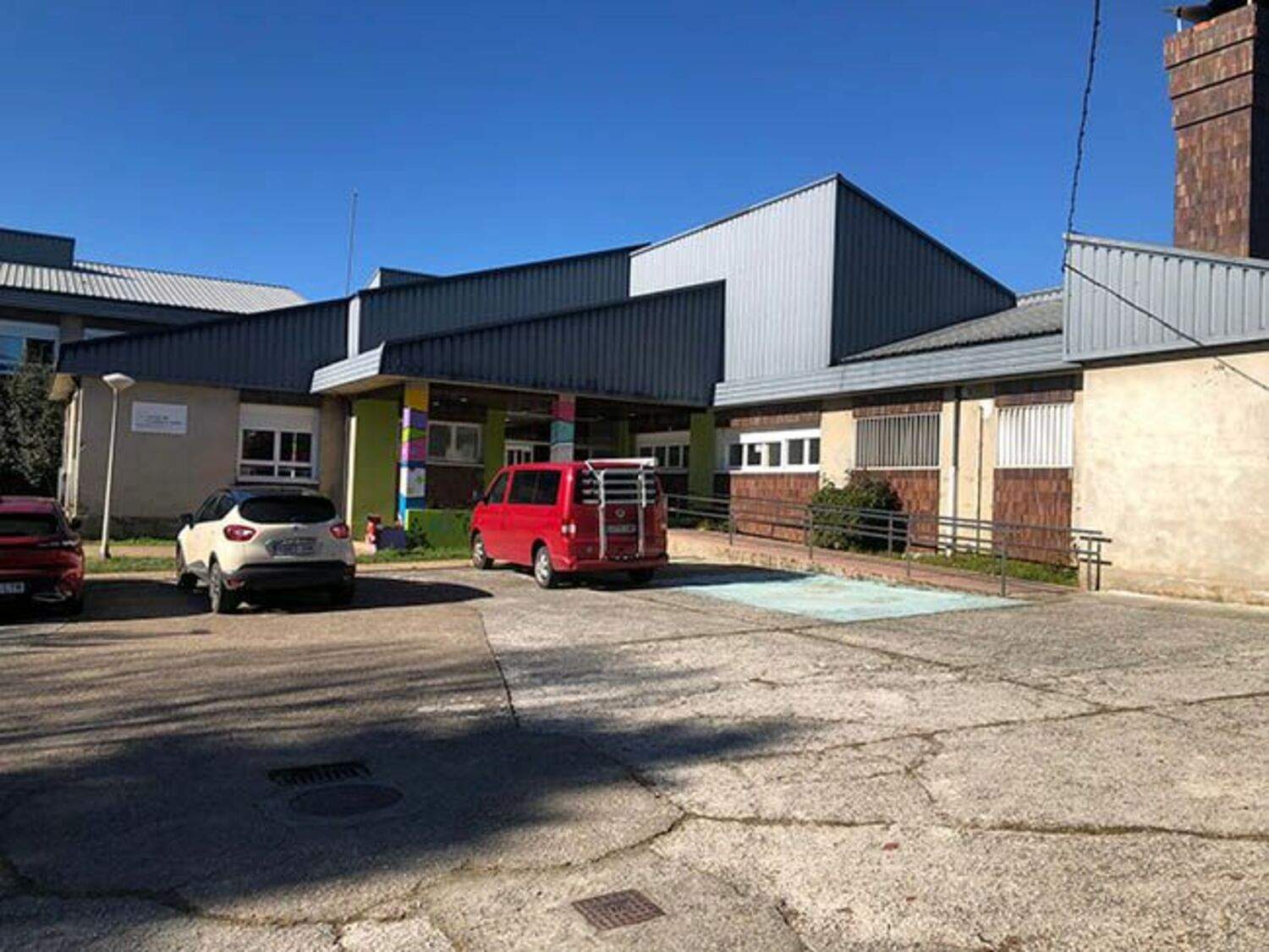 Colegio La Cortina fabero 1