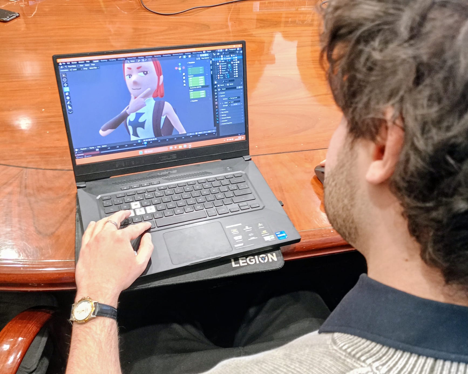 El personaje digital, Encina Meruelo de Valdueza