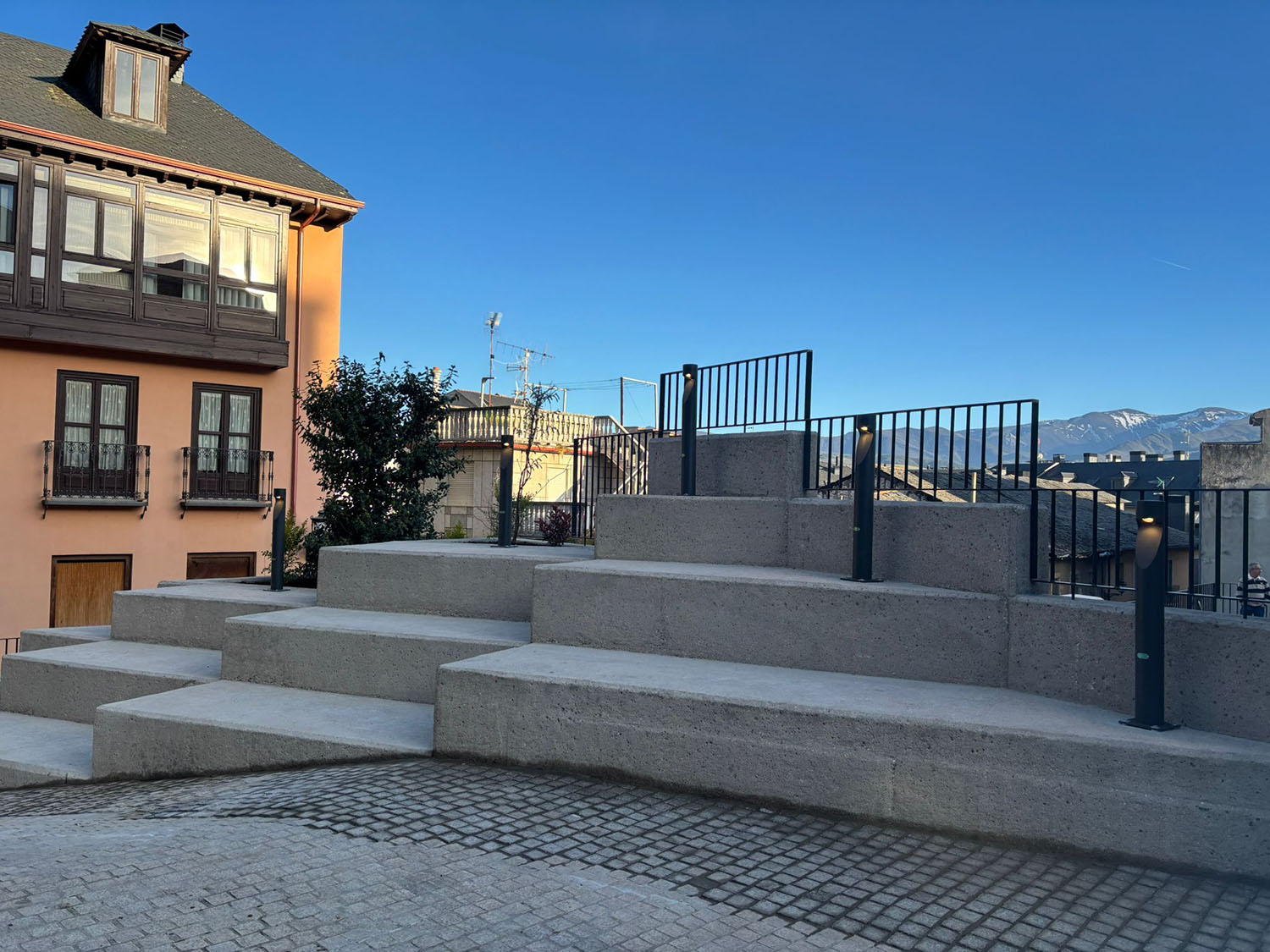 Nuevo ágora zona alta Ponferrada. Nuevo ágora zona alta Ponferrada.