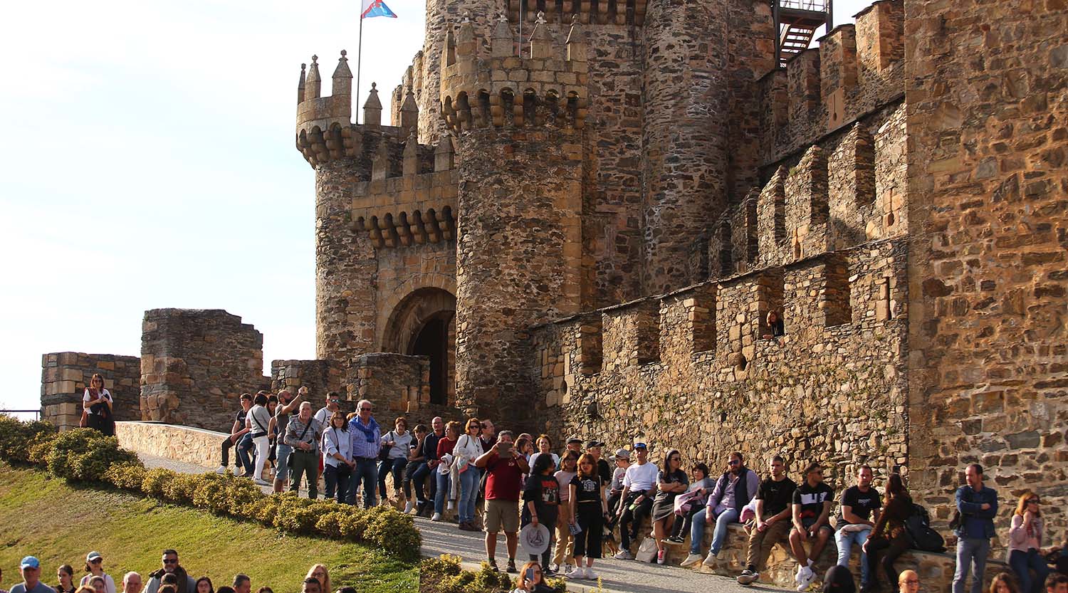 Turistas de Semana Santa en Ponferrada ICAL