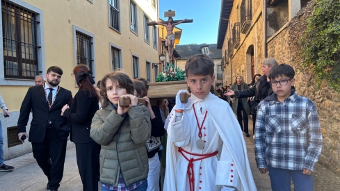 Procesión Infantil Ponferrada 2026 (1) Procesión Infantil Ponferrada 2026 (1)