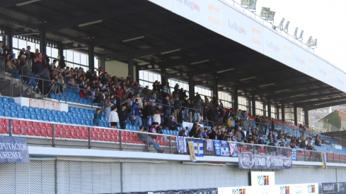 Llegada de aficionados a Ourense (1)