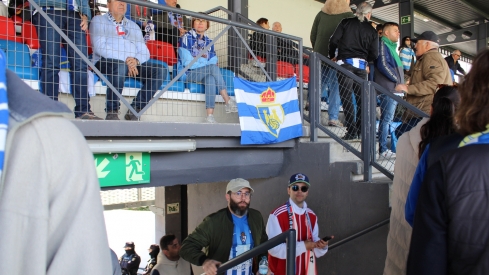 Llegada de aficionados a Ourense (8)