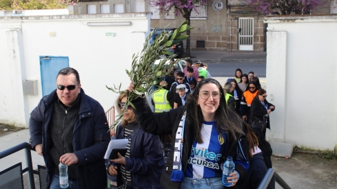 Llegada de aficionados a Ourense (30)