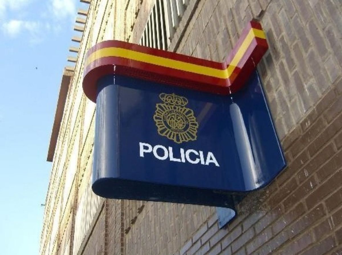 La Policía de Palencia investiga un posible caso de difusión de imágenes sexuales entre menores