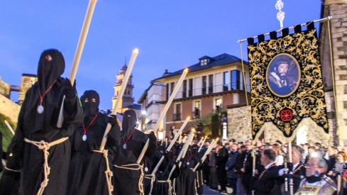 Traslado del Cristo de la Esperanza al Castillo de Ponferrada (1)