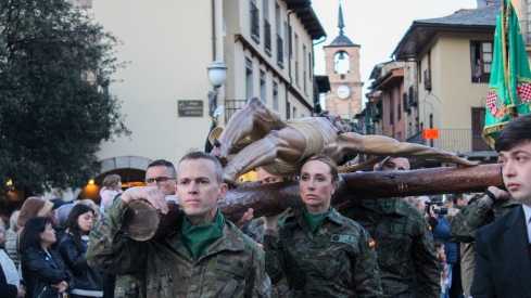 Traslado del Cristo de la Esperanza al Castillo de Ponferrada (32) Traslado del Cristo de la Esperanza al Castillo de Ponferrada (32)
