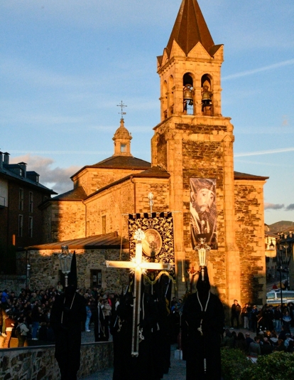Viacrucis del Castillo de Ponferrada 2026 (20) Viacrucis del Castillo de Ponferrada 2026 (20)