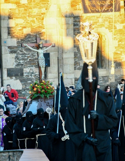 Viacrucis del Castillo de Ponferrada 2026 (23) Viacrucis del Castillo de Ponferrada 2026 (23)