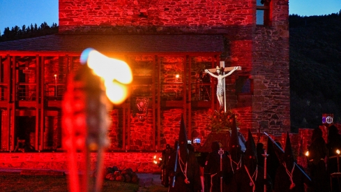 Viacrucis en el Castillo de Ponferrada 2026 (93) Viacrucis en el Castillo de Ponferrada 2026 (93)